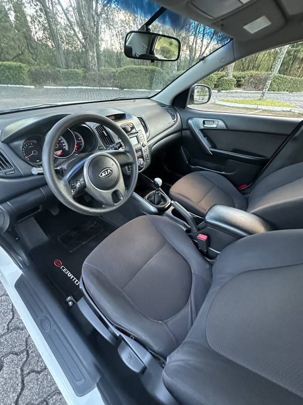 CERATO 1.6 EX3 SEDAN 16V GASOLINA 4P MANUAL - 2012 - CAXIAS DO SUL