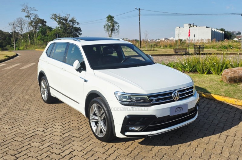 TIGUAN 2.0 TSI R-LINE 16V TURBO GASOLINA 4P TIPTRONIC