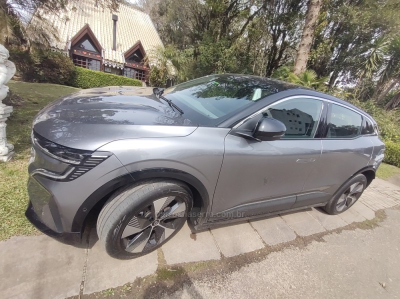 MÉGANE E-TECH ELÉTRICO 4P AUTOMÁTICO - 2024 - GRAMADO