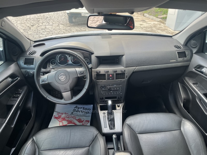 VECTRA 2.0 MPFI GT-X HATCH 8V FLEX 4P AUTOMÁTICO - 2011 - VERANóPOLIS
