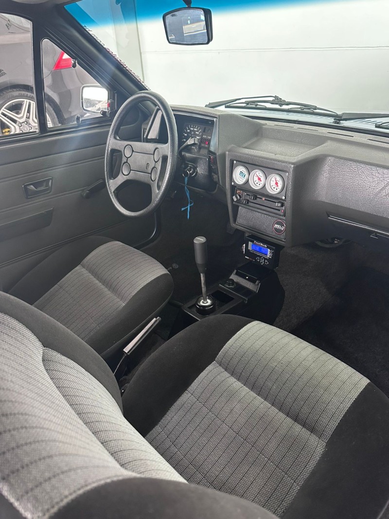 VOYAGE 1.8 CL 8V GASOLINA 2P MANUAL - 1991 - FARROUPILHA