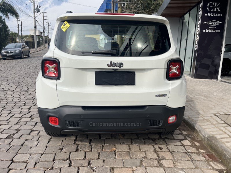 RENEGADE 1.8 16V FLEX LONGITUDE 4P AUTOMÁTICO - 2016 - VERANóPOLIS