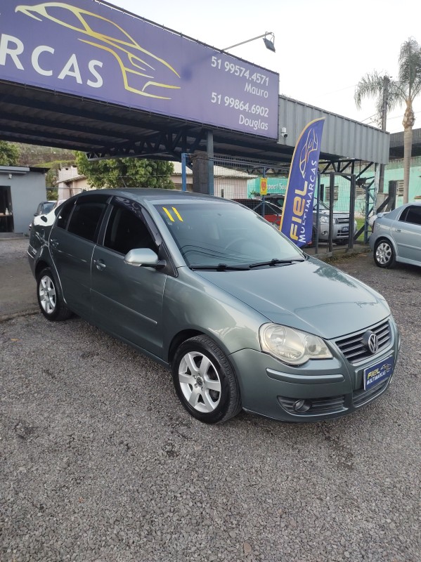 POLO 1.6 MI 8V FLEX 4P MANUAL - 2011 - VALE REAL
