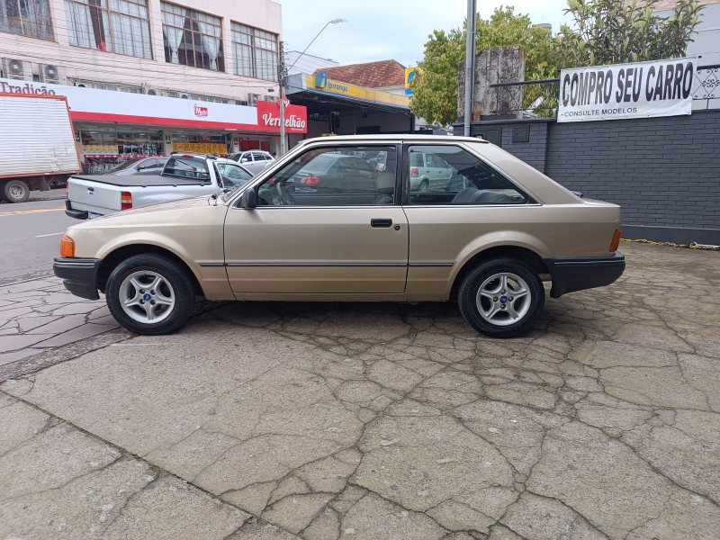 ESCORT 1.6 GL 8V GASOLINA 2P MANUAL - 1988 - FLORES DA CUNHA