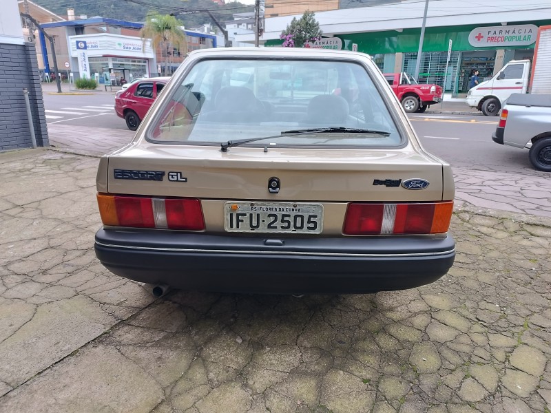 ESCORT 1.6 GL 8V GASOLINA 2P MANUAL - 1988 - FLORES DA CUNHA