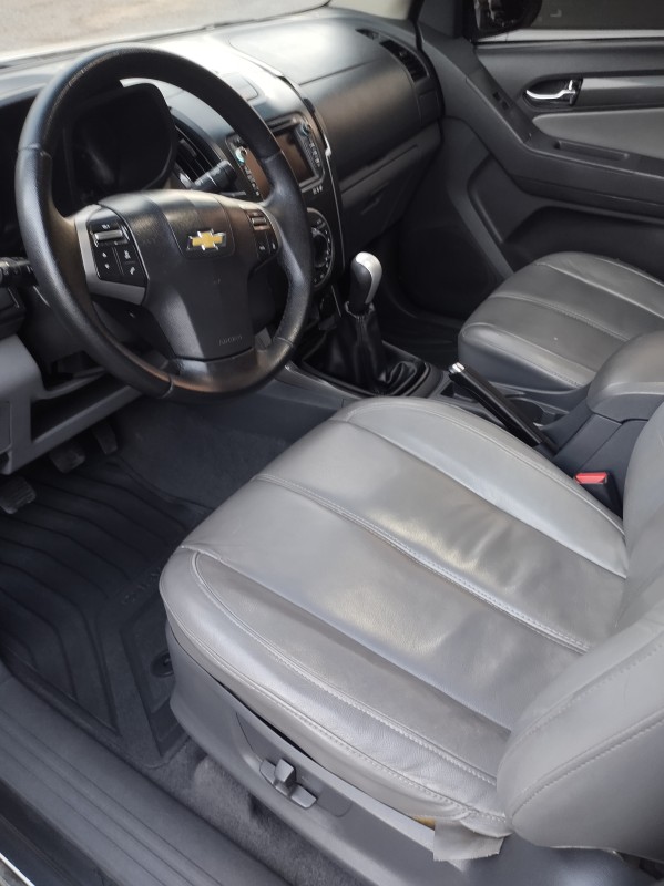 S10 2.4 LTZ 4X2 CD 8V FLEX 4P MANUAL - 2014 - VALE REAL