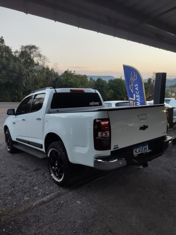 S10 2.4 LTZ 4X2 CD 8V FLEX 4P MANUAL - 2014 - VALE REAL