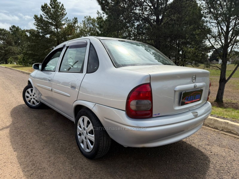 CORSA 1.0 MPFI WIND MILENIUM SEDAN 8V GASOLINA 4P MANUAL - 2004 - VACARIA