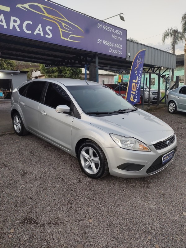 FOCUS 2.0 SE HATCH 16V FLEX 4P AUTO - 2009 - VALE REAL