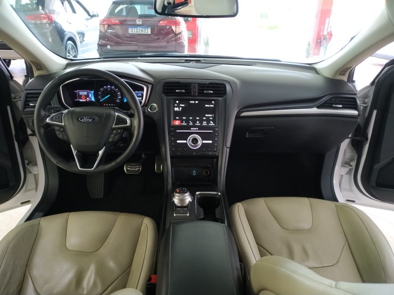 FUSION 2.0 TITANIUM PLUS 16V HÍBRIDO 4P AUTOMÁTICO - 2018 - CAXIAS DO SUL