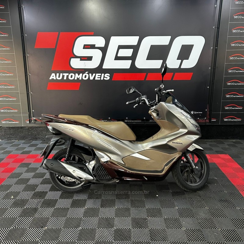 PCX 150 DLX ABS - 2022 - PASSO FUNDO