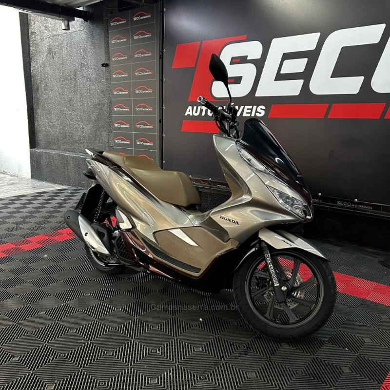 PCX 150 DLX ABS - 2022 - PASSO FUNDO