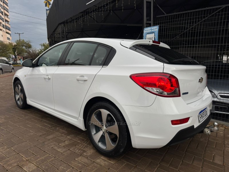 CRUZE 1.8 LT SPORT6 16V FLEX 4P AUTOMÁTICO - 2013 - TAPEJARA