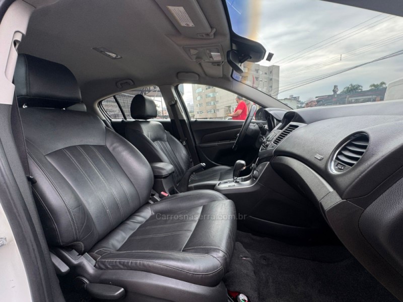 CRUZE 1.8 LT SPORT6 16V FLEX 4P AUTOMÁTICO - 2013 - TAPEJARA
