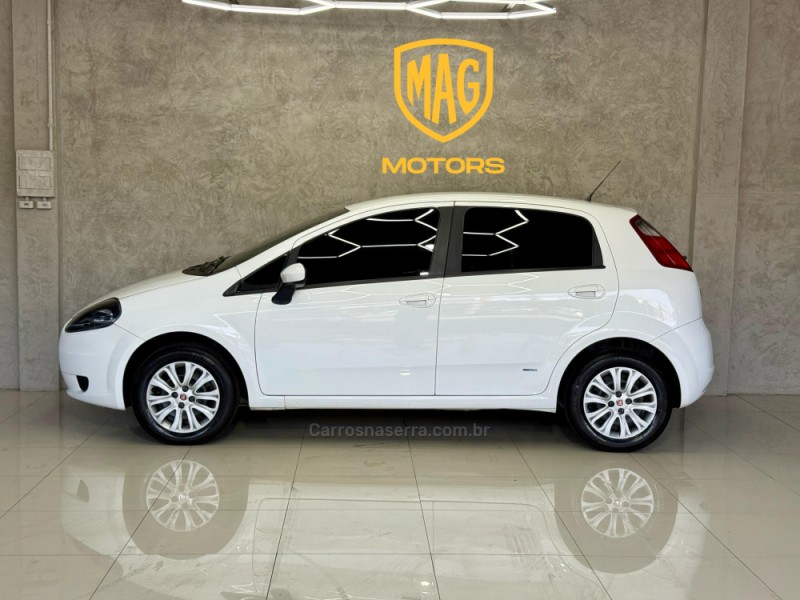 PUNTO 1.4 ATTRACTIVE 8V FLEX 4P MANUAL - 2011 - CAXIAS DO SUL