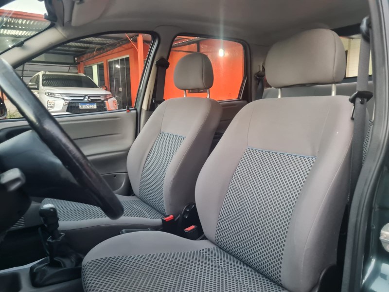 CLASSIC 1.0 MPFI LIFE 8V FLEX 4P MANUAL - 2009 - CANELA