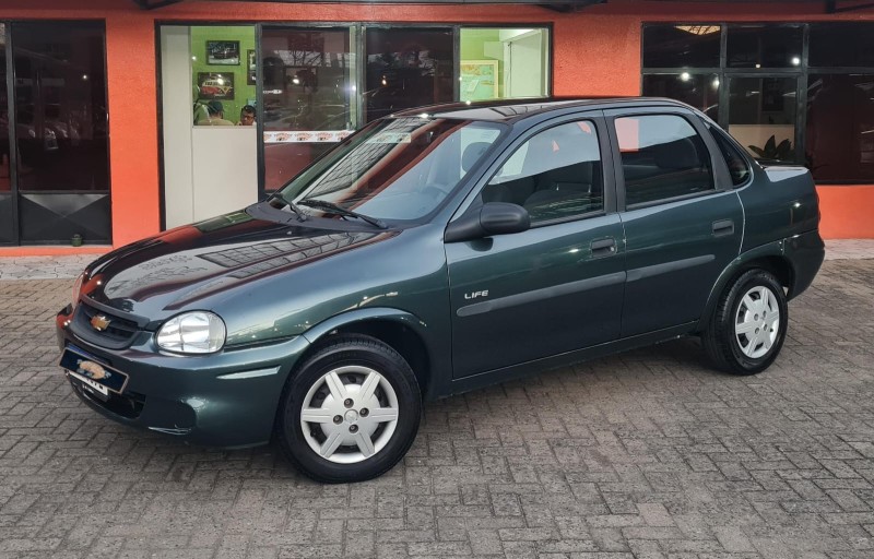CLASSIC 1.0 MPFI LIFE 8V FLEX 4P MANUAL - 2009 - CANELA