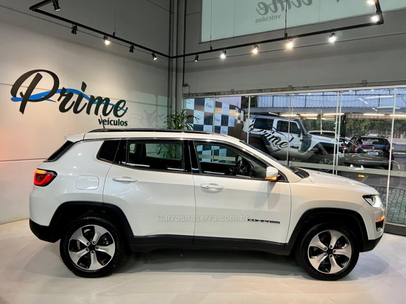 COMPASS 2.0 16V DIESEL LONGITUDE 4X4 AUTOMÁTICO - 2018 - ESTâNCIA VELHA