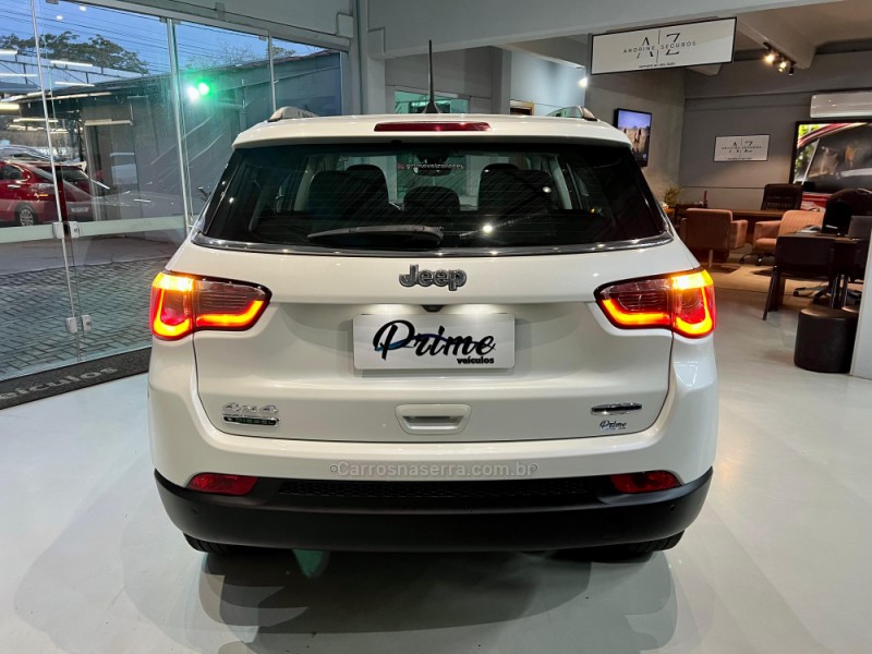 COMPASS 2.0 16V DIESEL LONGITUDE 4X4 AUTOMÁTICO - 2018 - ESTâNCIA VELHA