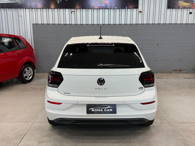 POLO 1.0 170 TSI 12V HIGHLINE FLEX 4P AUTOMÁTICO - 2023 - CAXIAS DO SUL