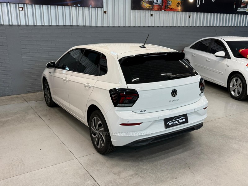 POLO 1.0 170 TSI 12V HIGHLINE FLEX 4P AUTOMÁTICO - 2023 - CAXIAS DO SUL