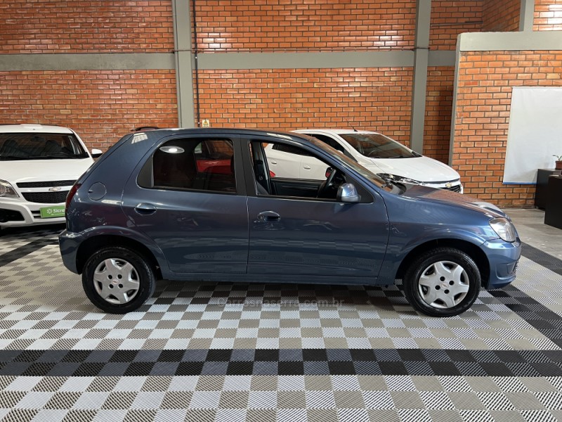CELTA 1.0 MPFI LT 8V FLEX 4P MANUAL - 2015 - BENTO GONçALVES