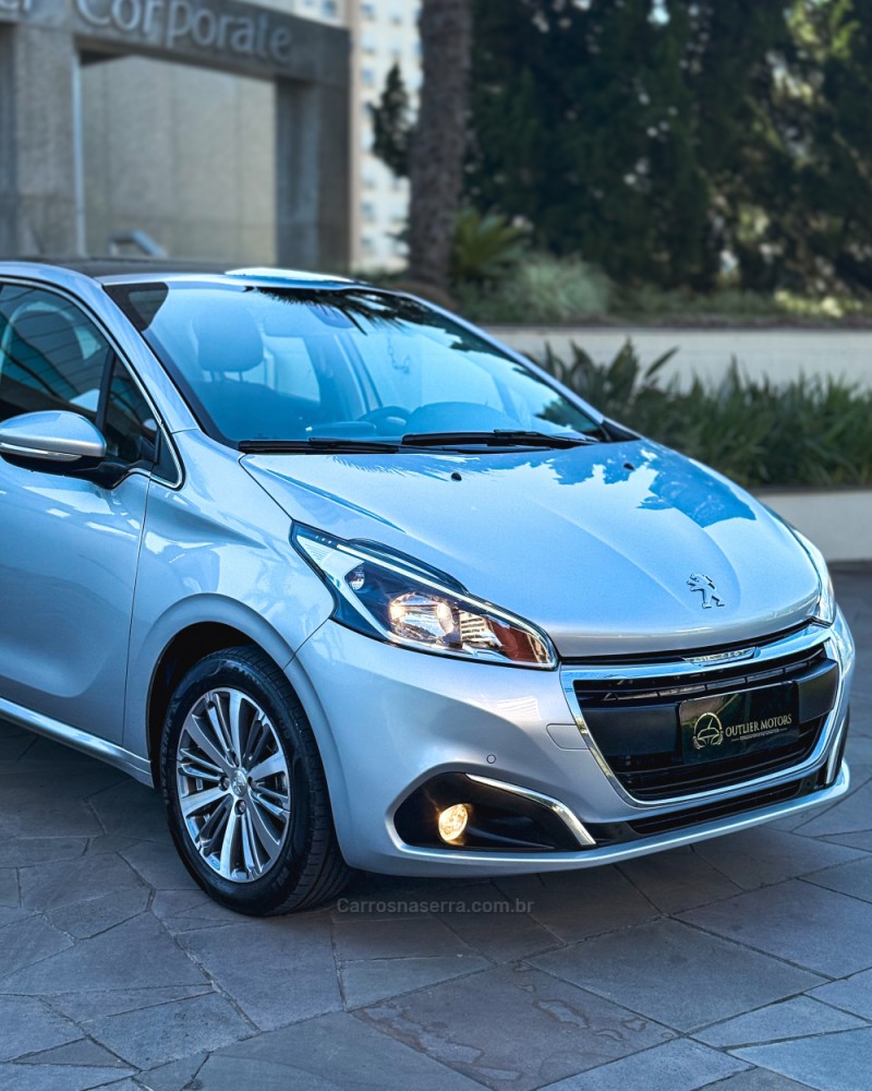 208 1.6 GRIFFE 16V FLEX 4P AUTOMÁTICO - 2017 - NOVO HAMBURGO