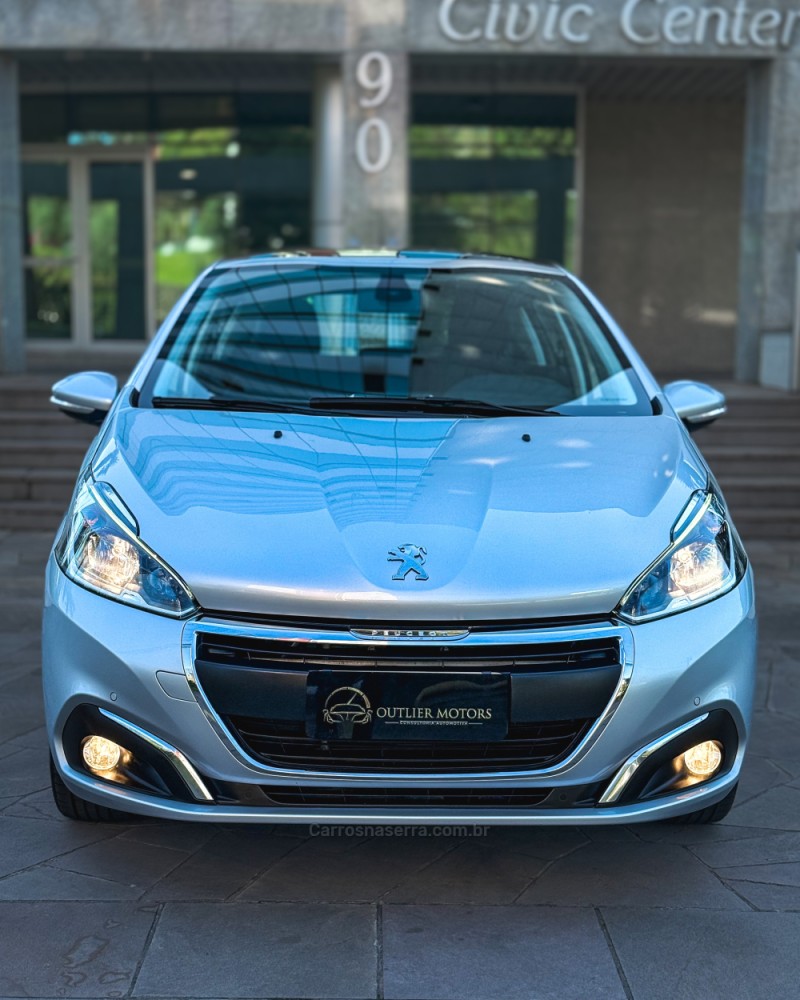 208 1.6 GRIFFE 16V FLEX 4P AUTOMÁTICO - 2017 - NOVO HAMBURGO