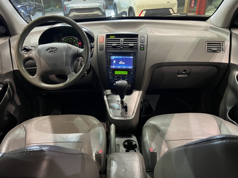 TUCSON 2.0 MPFI GLS BASE 16V 143CV 2WD FLEX 4P AUTOMÁTICO - 2014 - FARROUPILHA