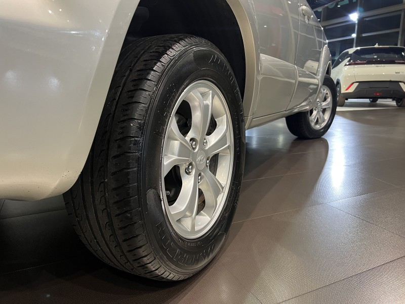 TUCSON 2.0 MPFI GLS BASE 16V 143CV 2WD FLEX 4P AUTOMÁTICO - 2014 - FARROUPILHA
