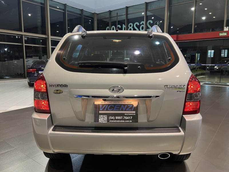 TUCSON 2.0 MPFI GLS BASE 16V 143CV 2WD FLEX 4P AUTOMÁTICO - 2014 - FARROUPILHA