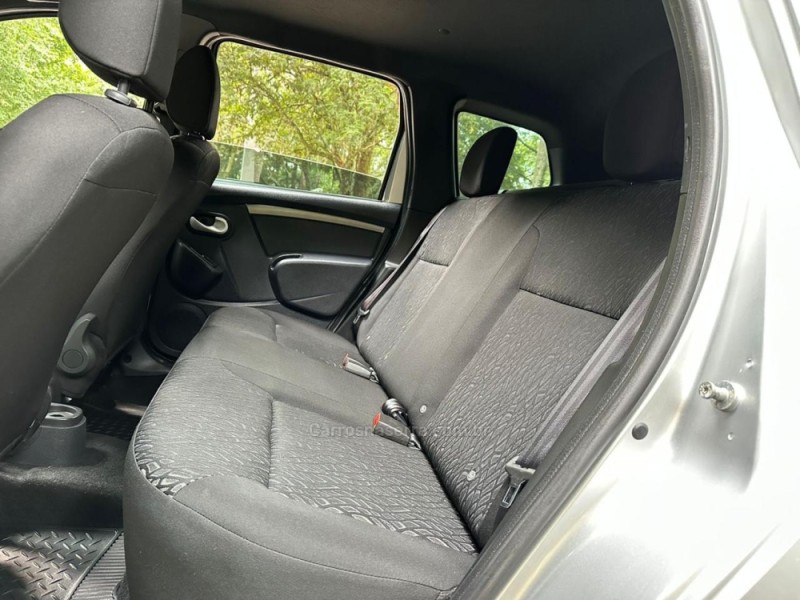 DUSTER 1.6 EXPRESSION 4X2 16V FLEX 4P AUTOMÁTICO - 2019 - DOIS IRMãOS