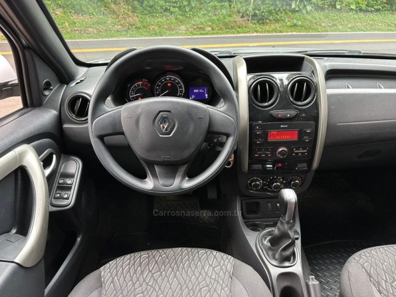DUSTER 1.6 EXPRESSION 4X2 16V FLEX 4P AUTOMÁTICO - 2019 - DOIS IRMãOS