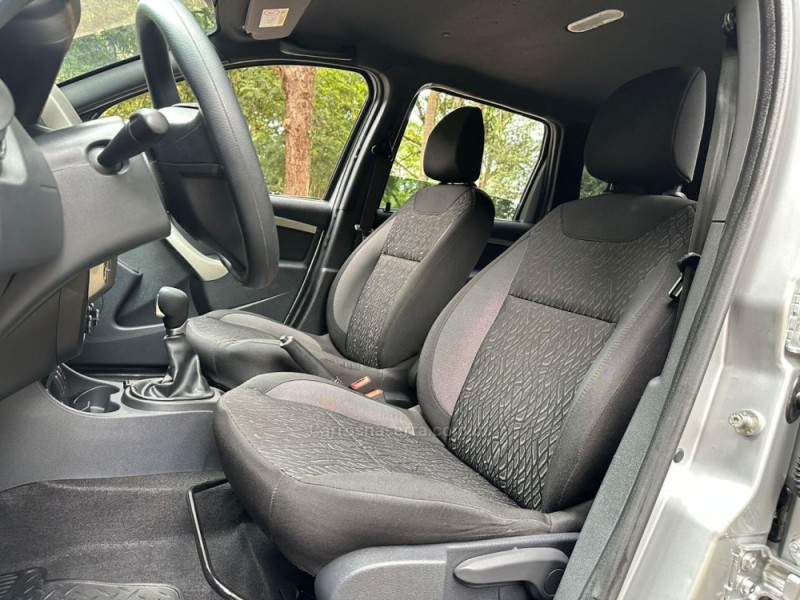DUSTER 1.6 EXPRESSION 4X2 16V FLEX 4P AUTOMÁTICO - 2019 - DOIS IRMãOS