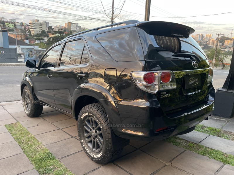 HILUX SW4 3.0 SRV 4X4 16V TURBO INTERCOOLER DIESEL 4P AUTOMÁTICO - 2013 - CAXIAS DO SUL