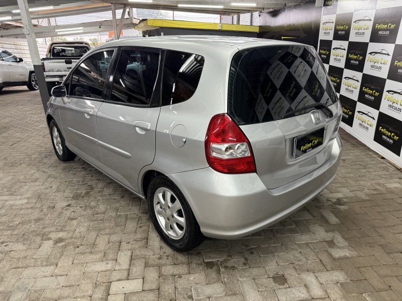 FIT 1.4 LX 8V GASOLINA 4P AUTOMÁTICO - 2004 - CAXIAS DO SUL