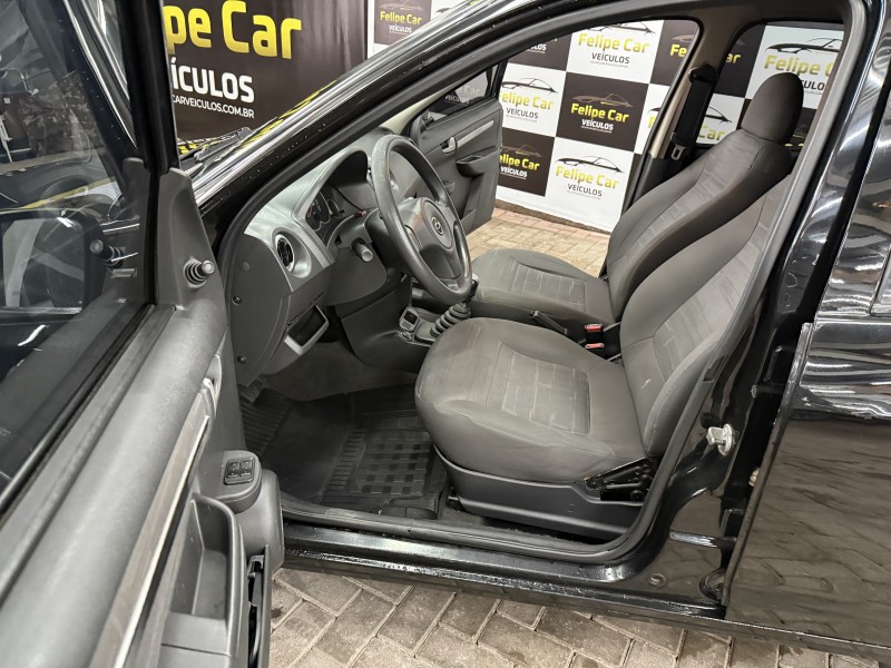 PRISMA 1.4 MPFI MAXX 8V FLEX 4P MANUAL - 2010 - CAXIAS DO SUL