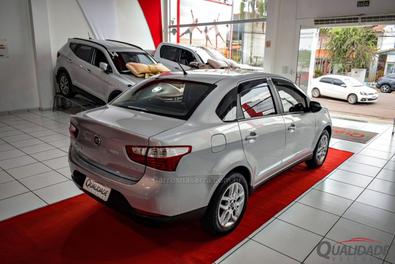 GRAND SIENA 1.6 MPI ESSENCE 16V FLEX 4P AUTOMATIZADO - 2014 - SANTA CRUZ DO SUL