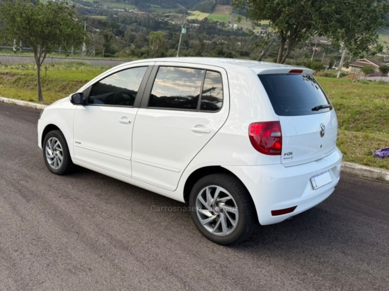 FOX 1.6 MI ITREND 8V FLEX 4P MANUAL - 2014 - NOVA BASSANO