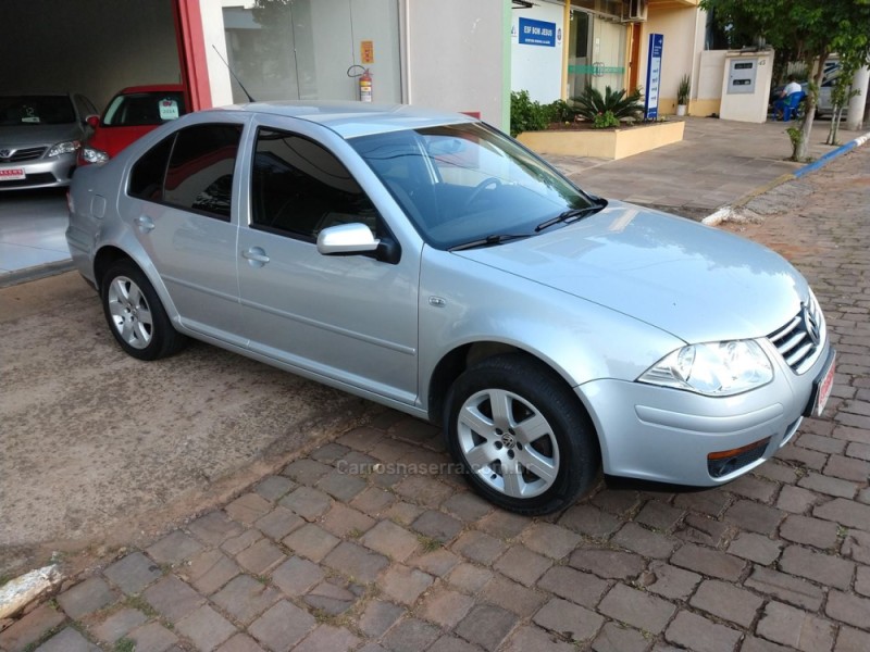 BORA 2.0 MI 8V GASOLINA 4P AUTOMÁTICO - 2009 - GUAPORé