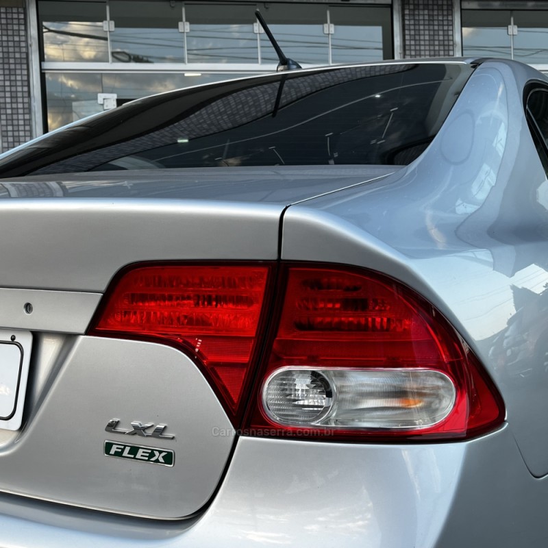 CIVIC 1.8 LXL SE 16V FLEX 4P MANUAL - 2011 - VACARIA