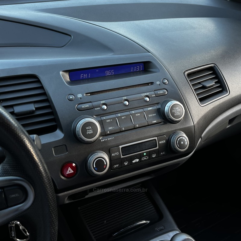 CIVIC 1.8 LXL SE 16V FLEX 4P MANUAL - 2011 - VACARIA