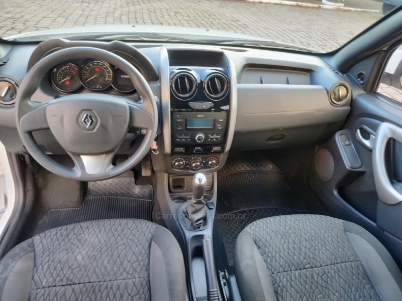 DUSTER 1.6 EXPRESSION 4X2 16V FLEX 4P MANUAL - 2020 - GUAPORé
