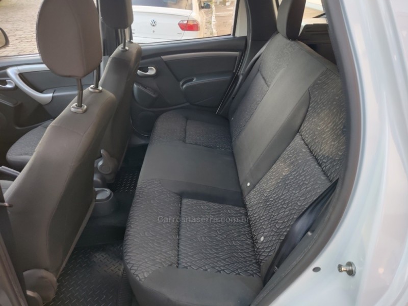 DUSTER 1.6 EXPRESSION 4X2 16V FLEX 4P MANUAL - 2020 - GUAPORé