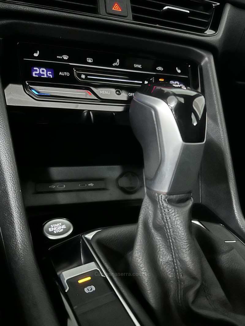 TAOS 1.4 16V HIGHLINE TSI FLEX 4P AUTOMÁTICO - 2024 - CAXIAS DO SUL