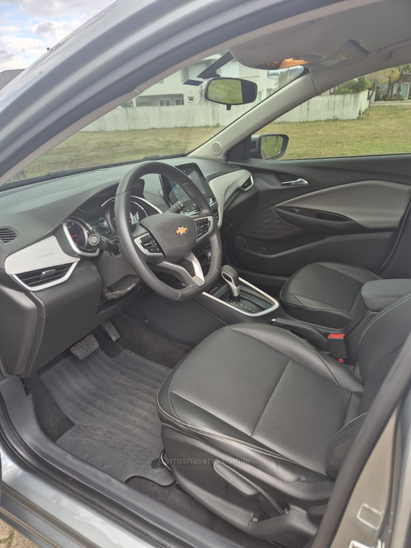 ONIX 1.0	PREMIER PLUS 8V TURBO FLEX 4P AUTOMÁTICO - 2025 - BENTO GONçALVES