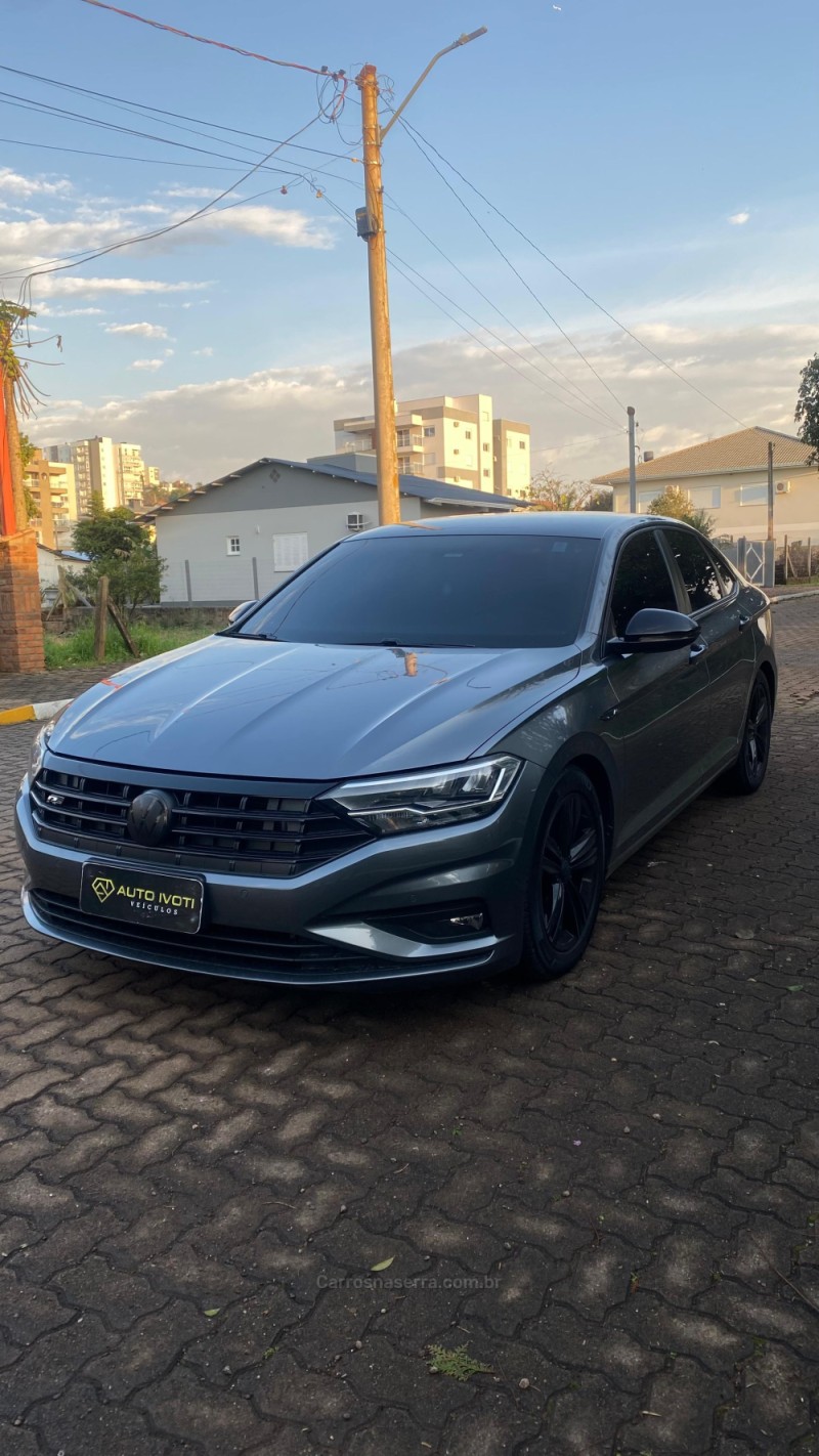 JETTA 1.4 R-LINE 250 16V TSI FLEX 4P AUTOMÁTICO - 2019 - IVOTI