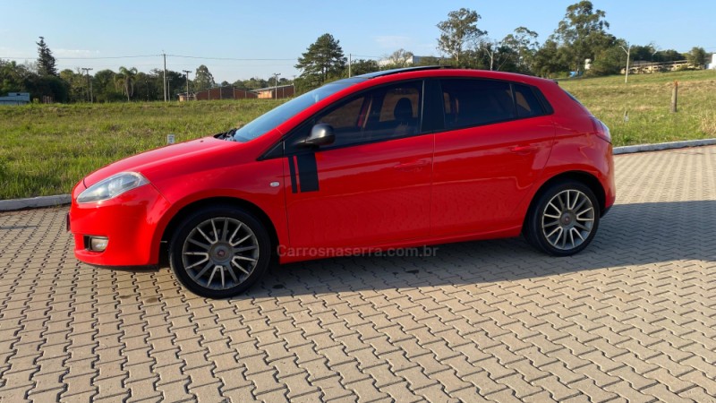 BRAVO 1.8 SPORTING 16V FLEX 4P AUTOMATIZADO - 2013 - IVOTI