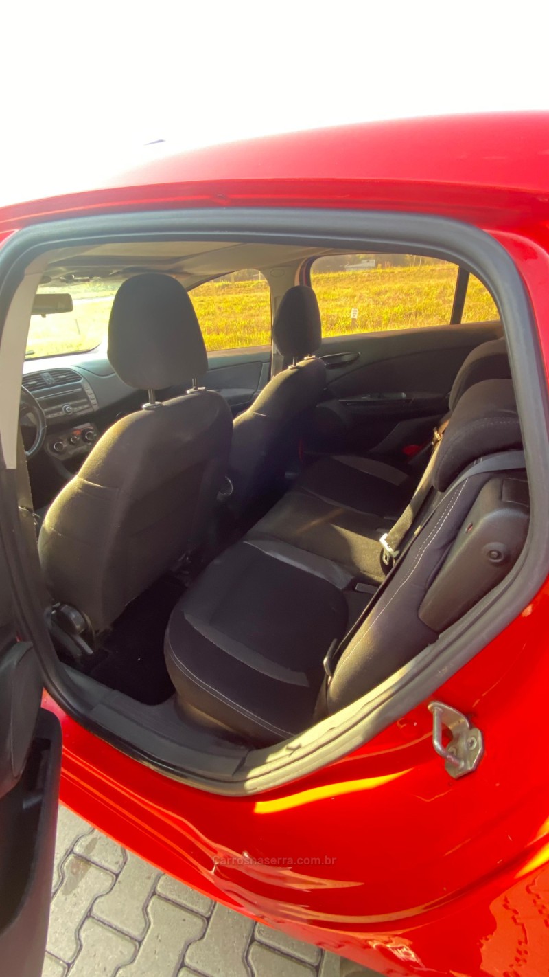 BRAVO 1.8 SPORTING 16V FLEX 4P AUTOMATIZADO - 2013 - IVOTI