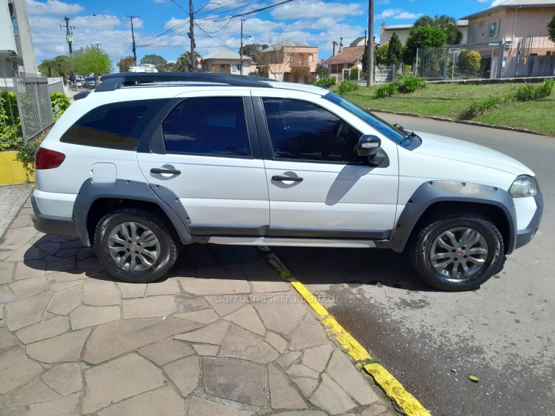 PALIO 1.8 MPI ADVENTURE WEEKEND 16V FLEX 4P MANUAL - 2013 - NOVA PRATA